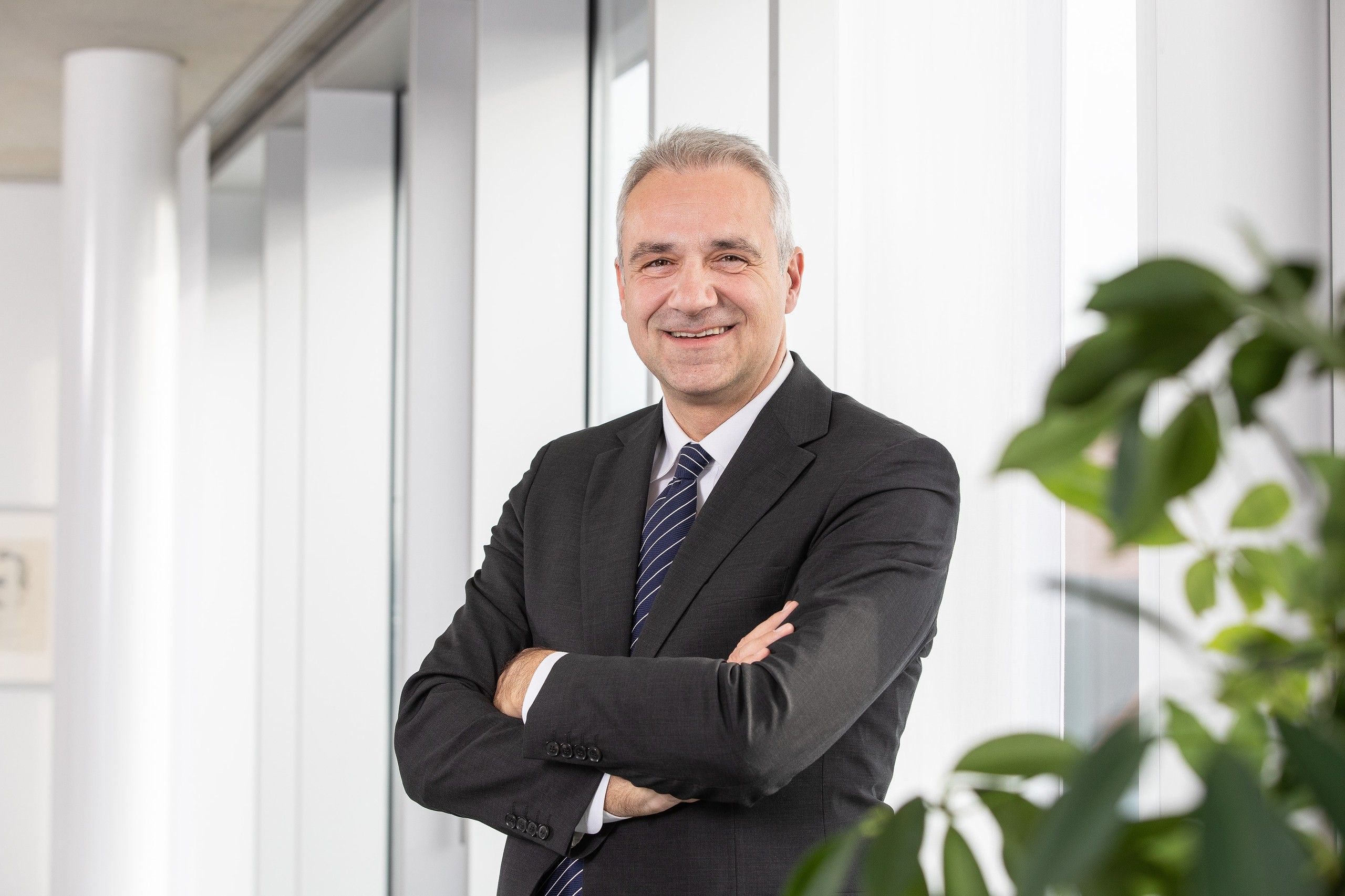Dr. Tobias Mehlich über die krisensichere Handwerksbranche Dr. Tobias Mehlich über die krisensichere Handwerksbranche