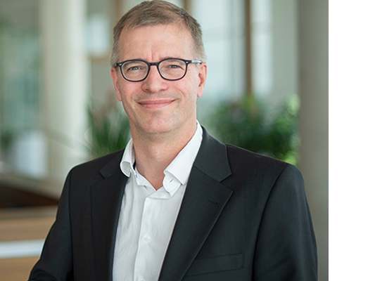 Dr. Kai Kammers, Leiter Global Software Development Dr. Kai Kammers über den Berufs des Softwareentwicklers