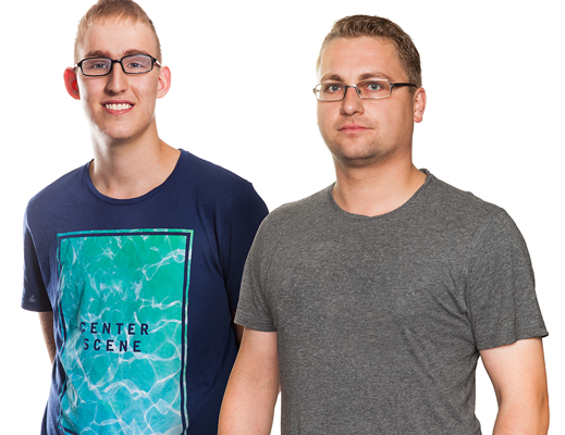Alban Brenner, Auszubildender zur Fachkraft für Lagerlogistik und sein Ausbildungsbetreuer Patrik Kehrle Alban Brenner und Patrik Kehrle über die Ausbildung zur Fachkraft für Lagerlogistik