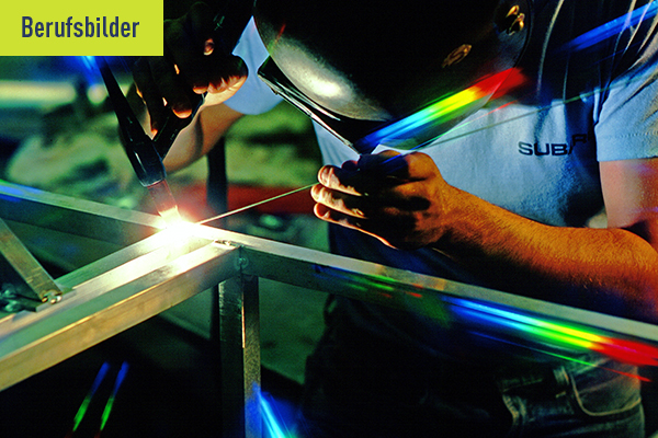 Interview Headerbild zum Berufsbild Konstruktionsmechaniker 