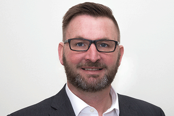 Stefan Schweitzer, kaufmännischer Leiter und Personalchef bei der Firma GEDA-Dechentreiter Stefan Schweitzer über die Berufsfelder der Logistik