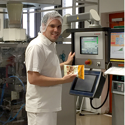Andreas Hirth, Lebensmitteltechniker bei der Seeberger GmbH Andreas Hirth über die Ausbildung zur Fachkraft für Lebensmitteltechnik