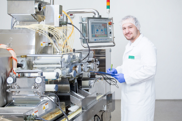 Benedict Kobylka, Pharmakant Benedict Kobylka, Pharmakant