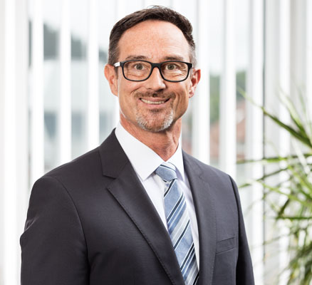 Winfried Wanka, Mitglied der Geschäftsführung mit Schwerpunkt HR Winfried Wanka berichtet über die Ausbildung zum Verfahrensmechaniker